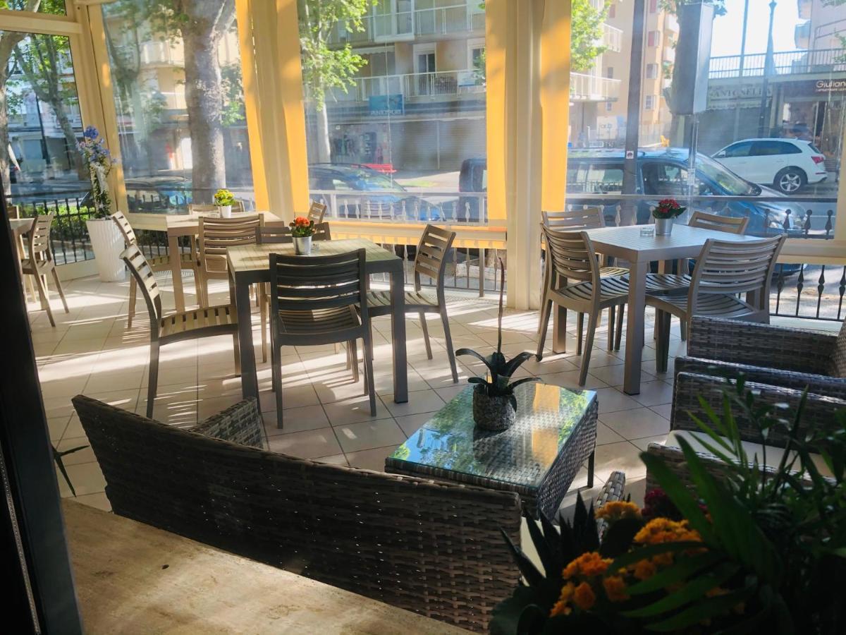 Piccolo Hotel Cesenatico Ngoại thất bức ảnh